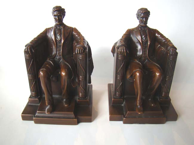 A FABULOUS and early pair of "Lincoln in the chair" bookends by Jennings Brothers circa 1923 — image 2